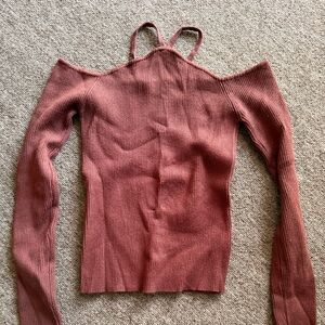 DISSH Off-the-Shoulder Ribbed Sweater in Dusty Rose